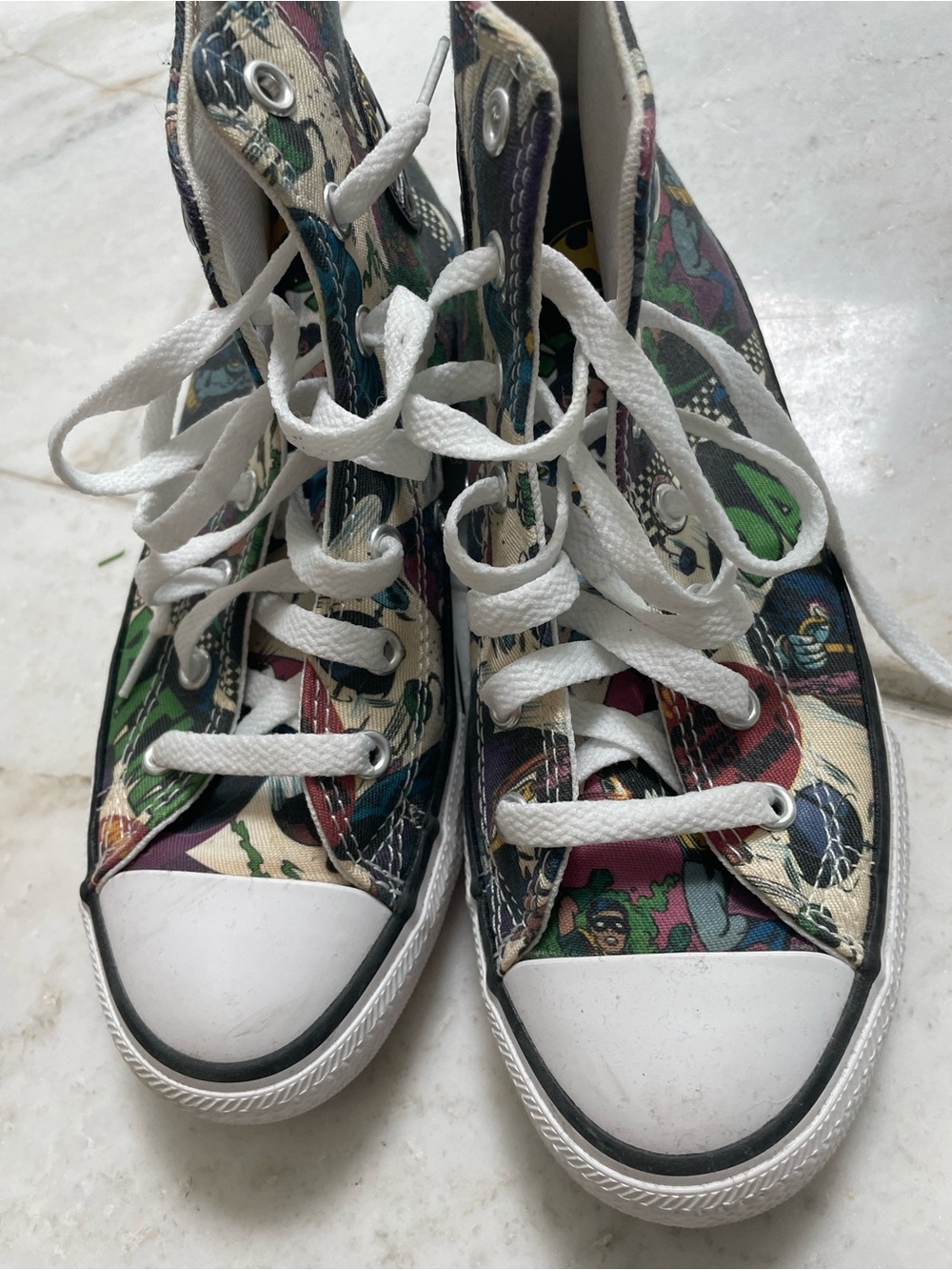 Batman X Converse Kids High-Top Sneakers in White and Multicolor Comic Print